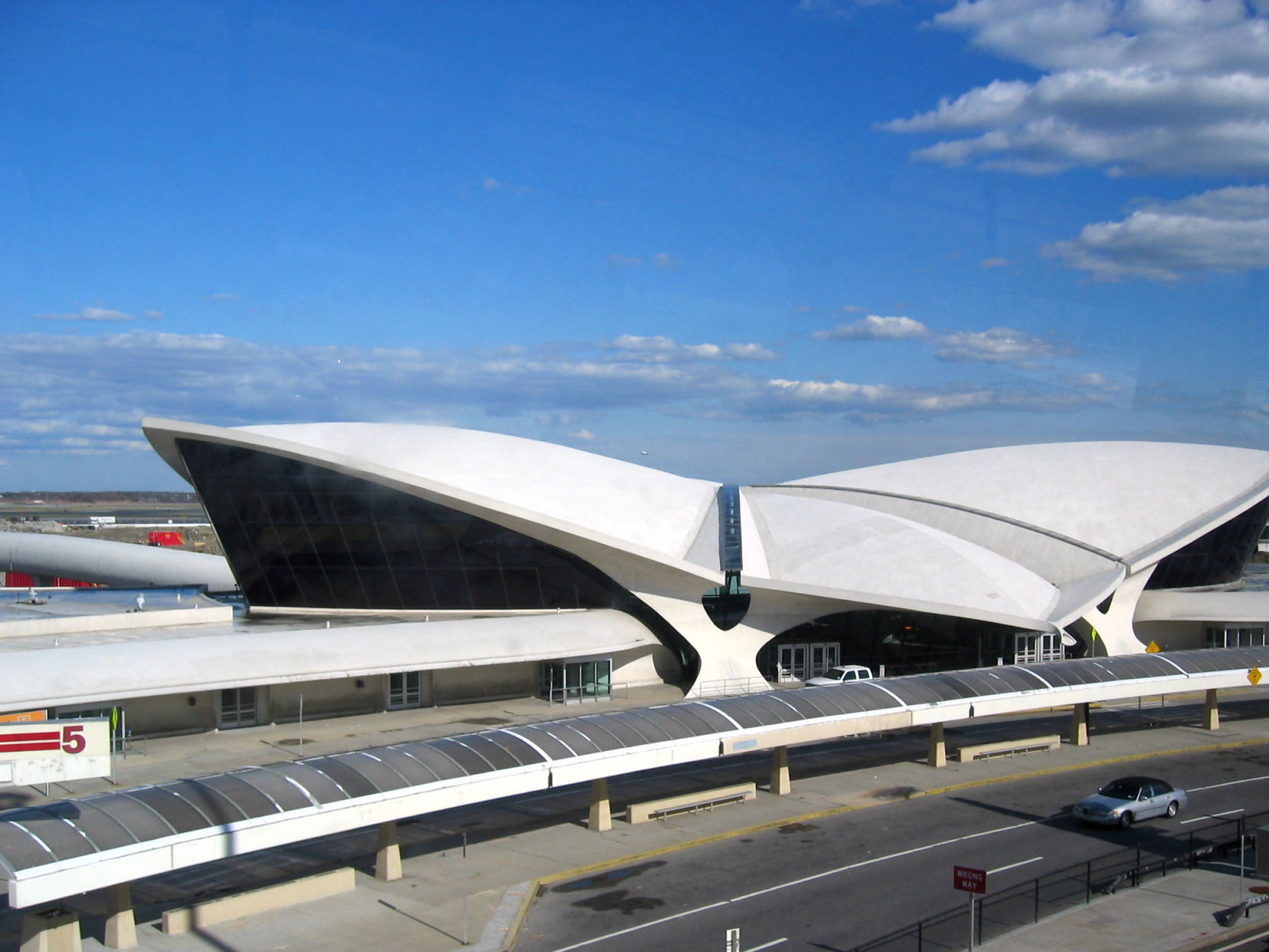 1. John F. Kennedy International Airport, NY - $72,392